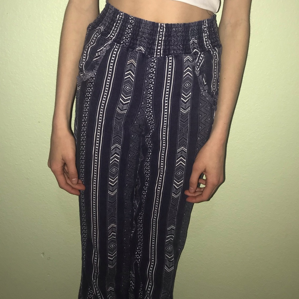 Designed blue and white causal pants.